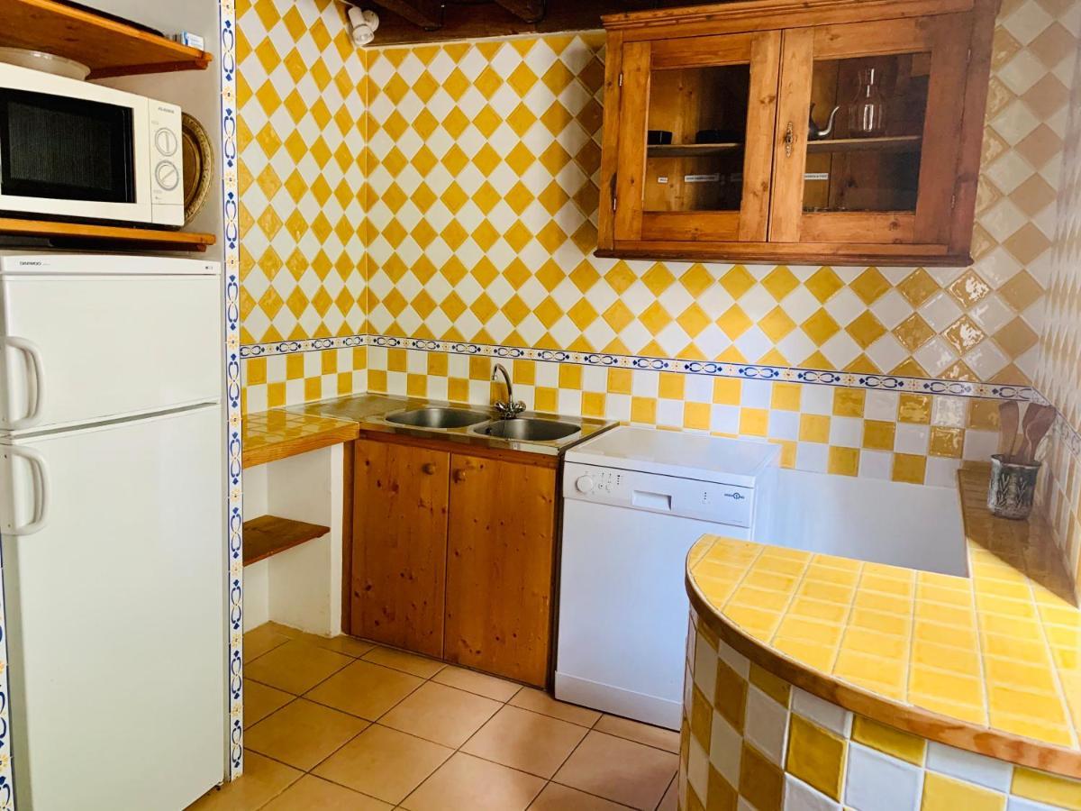Gite Pommier Au Chateau Des Pauses Villa Saint-André-de-Majencoules Екстериор снимка